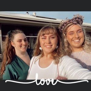 Meet your Posher, Nicky